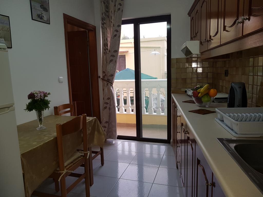 Georgia Old Town Apartments Rhodes City ภายนอก รูปภาพ